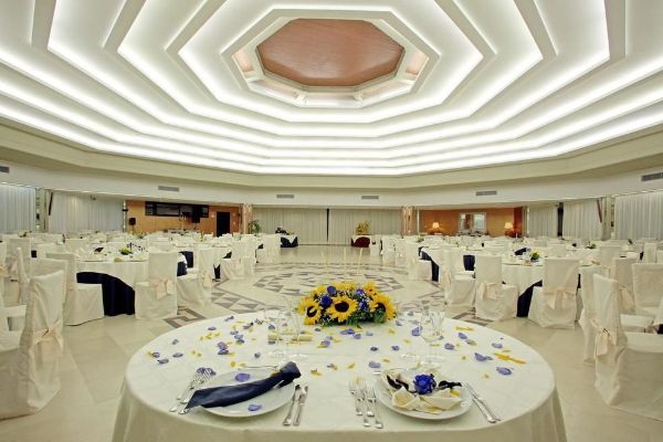Fiesta Sicilia Resort (Campofelice di Roccella)